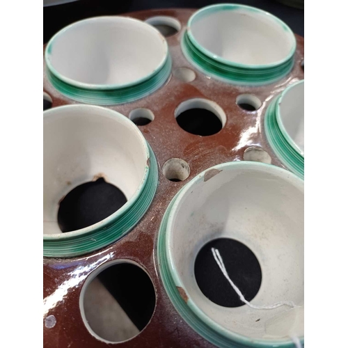 327 - A late 18th/early 19th century Wedgwood bulb pot with banded decoration. With removable tray. Impres... 