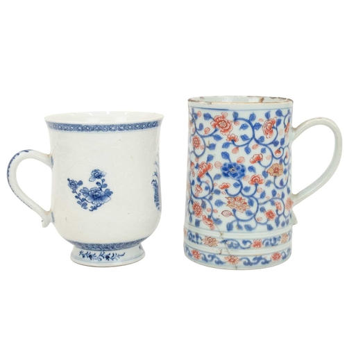 361 - A Chinese imari porcelain tankard. Early 19th century, painted with gilt heightened trailing flowers... 