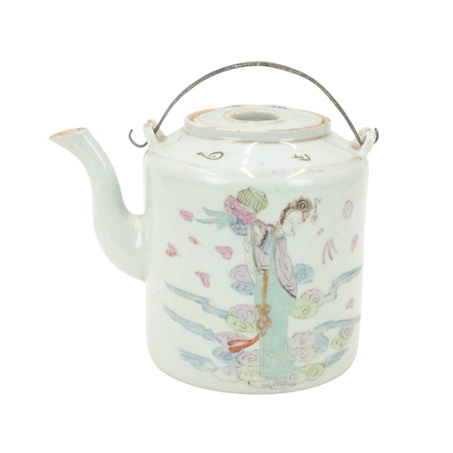422 - A Chinese famille rose porcelain cylindrical teapot and cover. Circa 1920, painted with a lady in a ... 