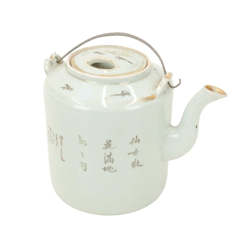 422 - A Chinese famille rose porcelain cylindrical teapot and cover. Circa 1920, painted with a lady in a ... 