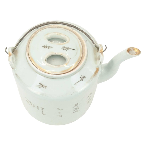 422 - A Chinese famille rose porcelain cylindrical teapot and cover. Circa 1920, painted with a lady in a ... 