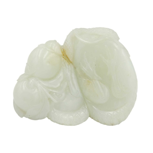 426 - A Chinese carved celadon jade group of quail, Qing Dynasty, 18th/19th century. Jade height 4cm, widt... 