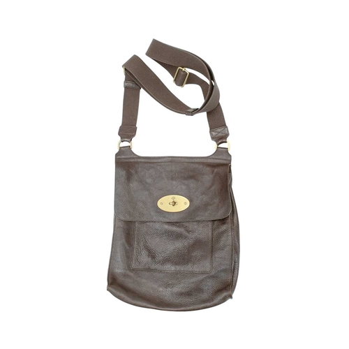 562 - A Mulberry 'Antony' messenger bag. Brown leather, with canvas shoulder straps and brass hardware, tw... 