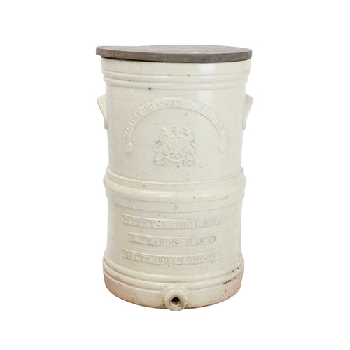 658 - A Victorian stoneware water filter of substantial size. Bearing inscription 'Silicated Carbon Filter... 