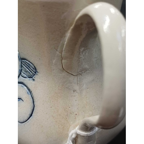 673 - A good scratch blue decorated English salt-glazed baluster cream jug. Circa 1760, with a sparrow bea... 