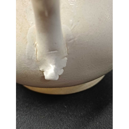 673 - A good scratch blue decorated English salt-glazed baluster cream jug. Circa 1760, with a sparrow bea... 