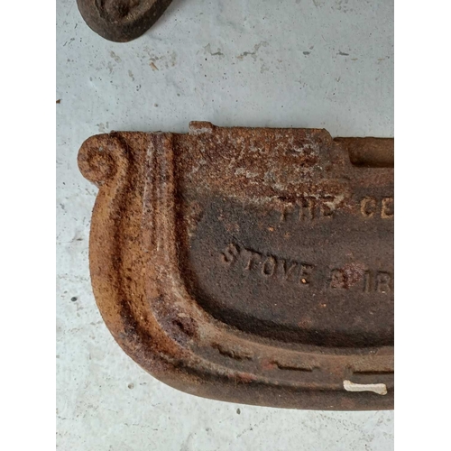 945 - A Falkirk cast iron stove. Of slight proportions, No. 6, height 49cm, width 42cm, depth 31cm.