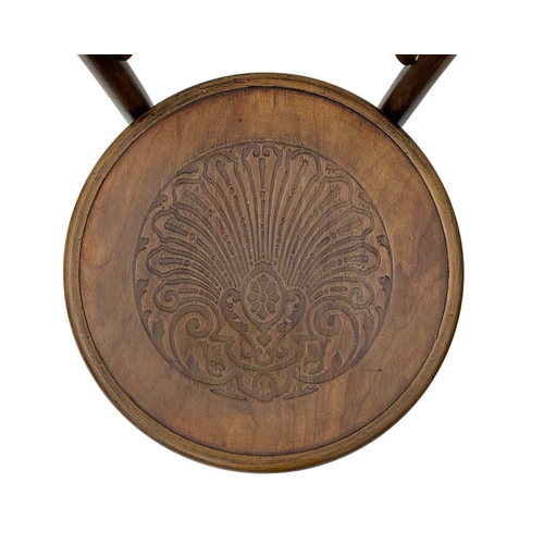 975 - A set of seven bentwood bistro chairs. Thonet style, early 20th century, with double hoop backs and ... 