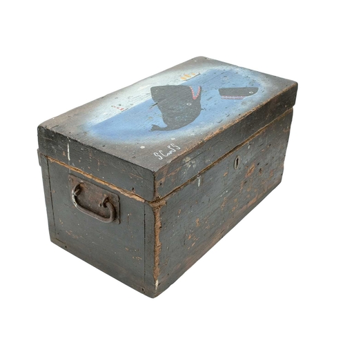 982 - Stephen CAMPS (1957) A small pine chest. Featuring two whales, a ship and a lighthouse to the lid, s... 