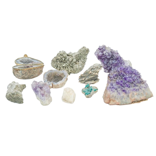 19 - A quartz crystal geode box. With hinged gilt metal mount, length 8cm, together with other minerals a... 