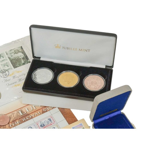 201 - Commemorative Coin Sets and Coin Covers etc. Lot comprises of a quantity of cupro-nickel commemorati... 