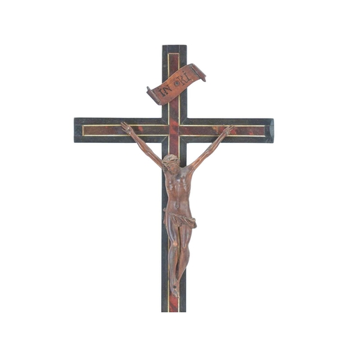 25 - A Flemish tortoise shell and ebony crucifix. 19th century, with a carved boxwood corpus, height 73cm... 