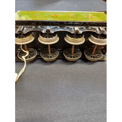 250 - Bassett Lowke 0 Gauge LNER Green 
