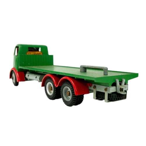273 - Shackleton Toy boxed Mechanical Foden F.G. Flatbed Vehicle A green Shackleton FG Foden lorry (length... 