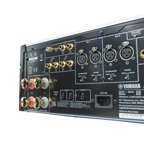 302 - Yamaha A-S3200 Integrated Amplifier. Silver colour, no remote is present, with original packaging. T... 
