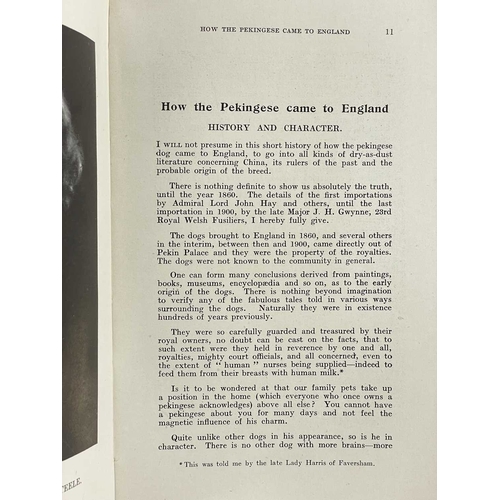 185 - (Pekingese) Elsa & Ellic Howe Pekingese Scrapbook With original yellow cloth, unclipped dj, profuse ... 