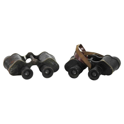 193 - Military binoculars. A pair of military Barr & Stroud 7x binoculars C.F.41, serial number 25398 in a... 