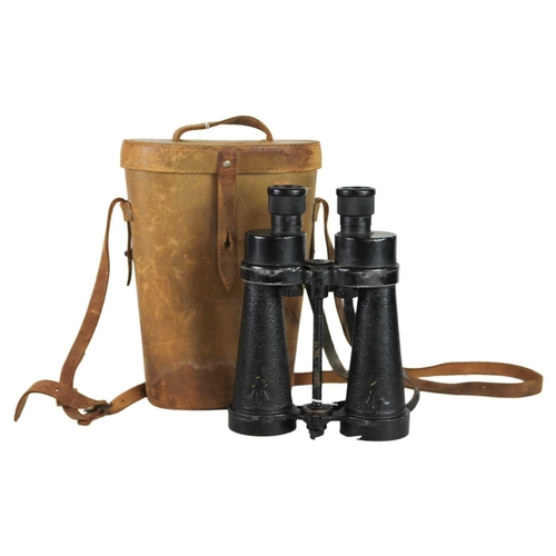 193 - Military binoculars. A pair of military Barr & Stroud 7x binoculars C.F.41, serial number 25398 in a... 