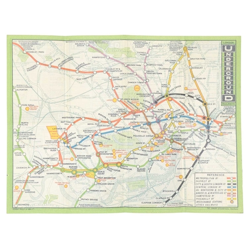 228 - Pocket London Underground Map, 1912. A very good folded London Underground map. The map has numerous... 