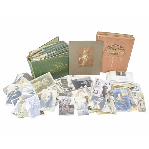 238 - Postcards, photos etc - over 500. Many opera, theatre related items. Large accumulation of cards, ph... 