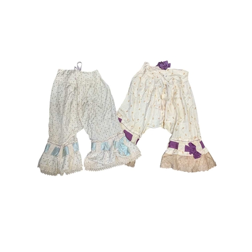 644 - Two pairs of patterned silk bloomers. Or open drawers, with ribbon and lace detailing, one pair is i... 
