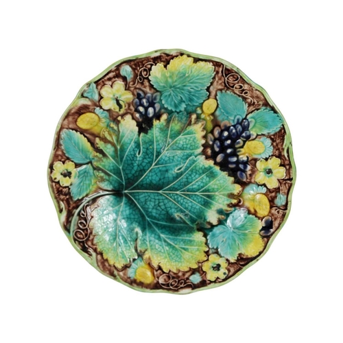 724 - A set of Samuel Alcock moulded dessert plates. Mid 19th century, majolica ware depiciting fruiting v... 