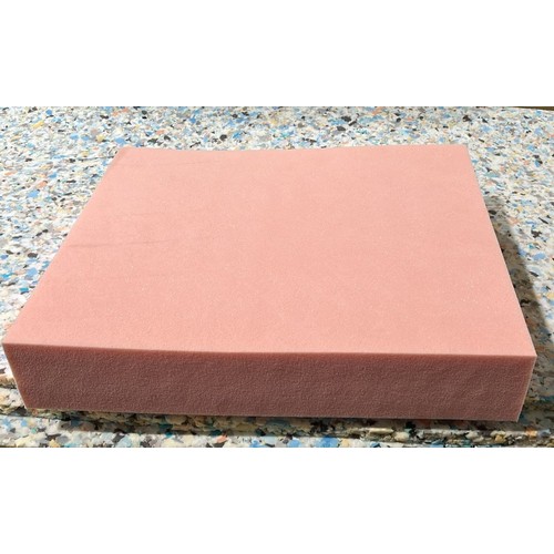 146 - 20 PINK CUSHIONS GRADE 50.

20 STANDARD PINK CUSHIONS, QUALITY 50 GRADE FOAM.

SIZE IN INCHES 28