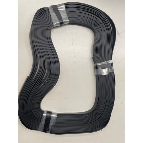 155 - 25M OF 18MM X 3MM BLACK PVC TACKING STRIP