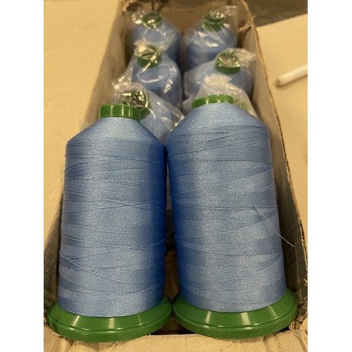 194 - 10 SPOOLS OF M40 SOMABOND SEWING THREAD IDEAL FOR USE ON LEATHER UPHOLSTERY FABRICS.
(3200M PER SPOO... 