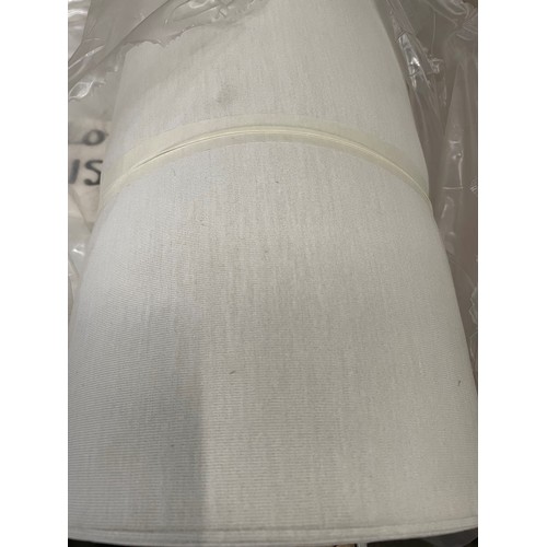 9 - FLAKE GREY CONTRACT VINYL, 
21M ROLL
CRIB 5

Flake Grey Contract Vinyl (Crib 5) 25m per roll