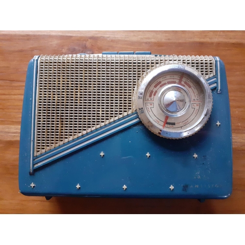 76 - Vintage KB Starlight Rhapsody Transistor Radio

Measures 24cm x 18 cm