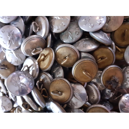 311 - Air Training Corps Chrome Uniform Buttons ( 300-400)
Some large some small