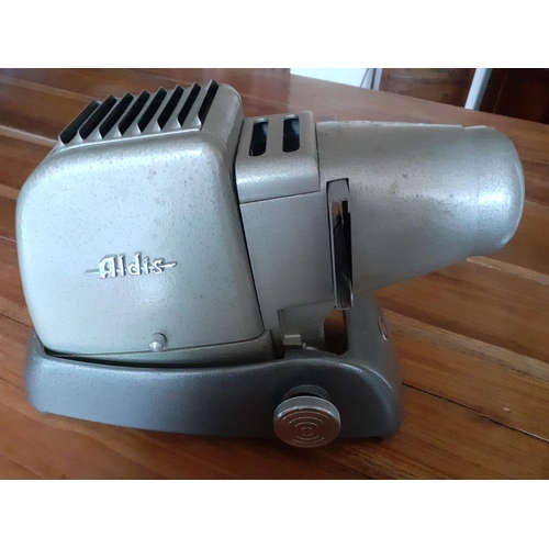 146 - Aldis Movie Projector