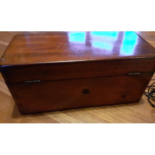 22 - Magneto Electric Shock Machine supplied by P McElroy Manchester. In working order!