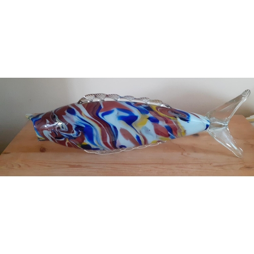 58 - Murano Glass FishExcellent Condition with no chips or cracks. Measures 44cm in length.