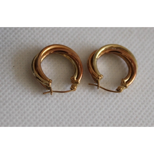 32 - Pair of 9ct Gold Earrings Marked 375 in Box
Weighs 1.90gms