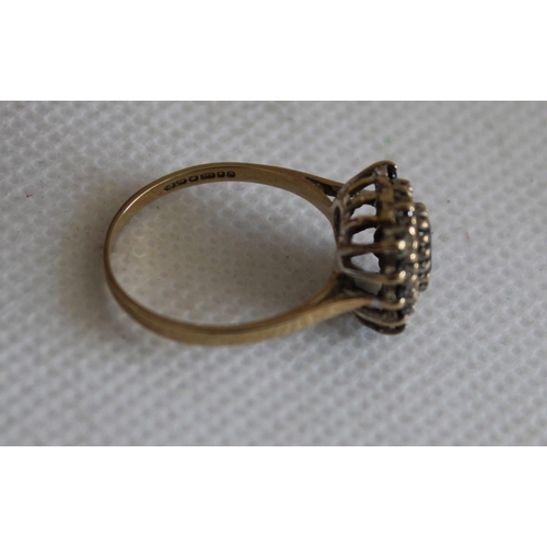 34 - Vintage Ladies 9ct Gold Ring - Size O
Weighs 2.52gms