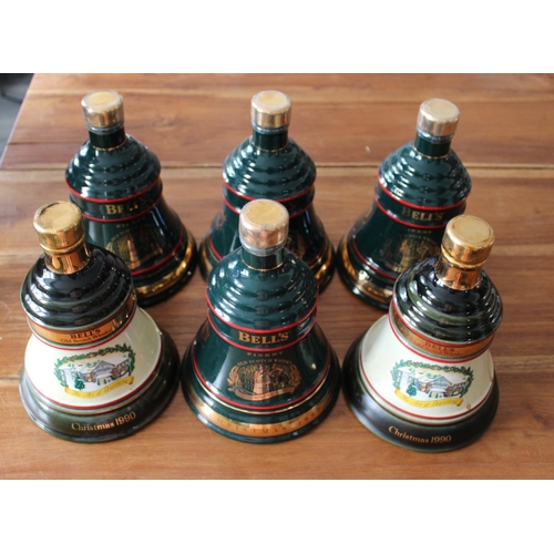 7 - Christmas Editions Six Bells Whisky Bells 1990-1992 Complete With Seals 
Height - 20cm
Base - 14cm

... 