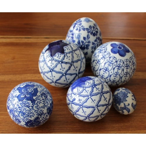 12015 - Six Decorative Ceramic Balls / Egg Shaped