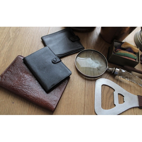 15 - Mixed Lot of Assorted / Collectable Items