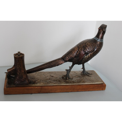 17 - Gold Painted Metal Pheasant Fire Striker on Plinth. Possibly Bronze.

Measures 20cm high x 31cm Wide... 