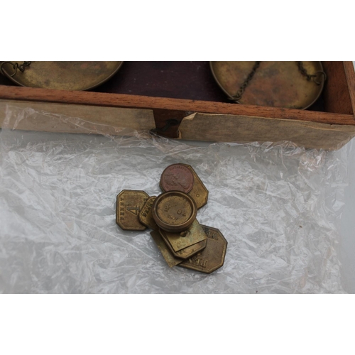 20 - Boxed Set of Victorian Scales and Weights