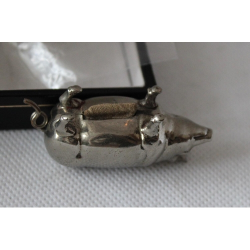 41 - Vintage Silver Pig with Tape Measure - Pig measures 5cm in length ( possibly silver)

Tape is delica... 