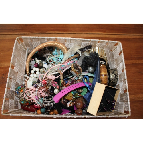 245 - Quantity Of Fashion Jewellery In Box.
All Proceeds Of This Lot Go To Charity.