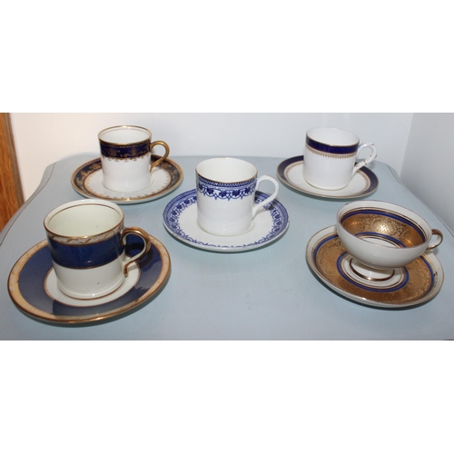 37 - 5 x Collectable Cup & Saucers.