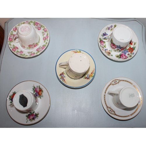 45 - 5 x Collectable Cup & Saucers.