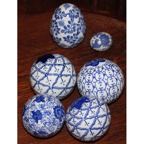 16 - 6 x Ceramic Decorative Eggs.