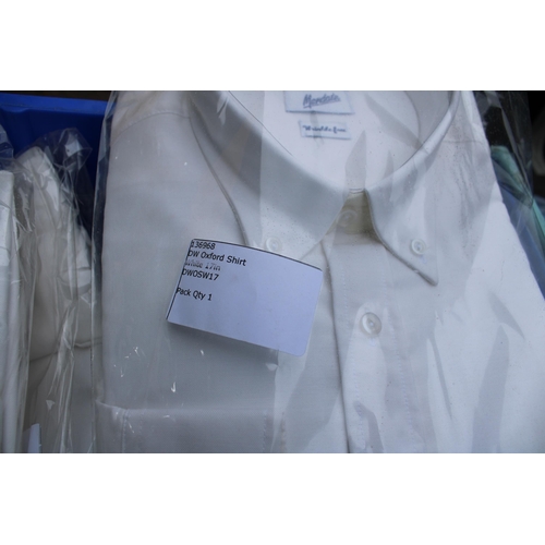 677 - 10 x Mandate- White Oxford Shirts 5 x 17