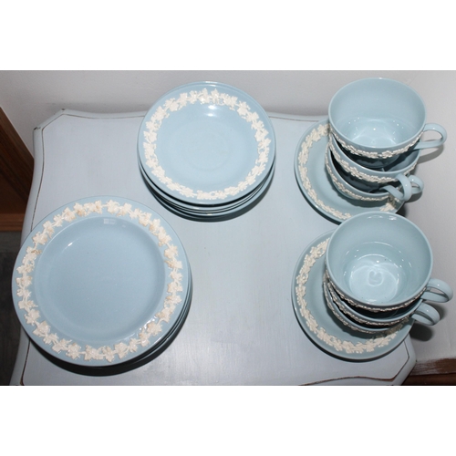 18 - Wedgewood Mixed Tea Service Items.
9 x Side Plates
9 x Saucers
6 x Cups