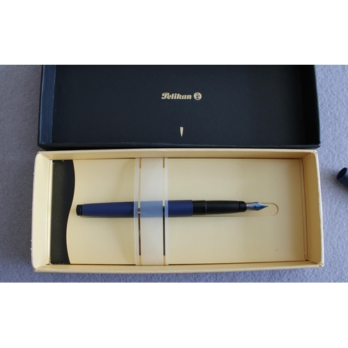 686 - Boxed Pelikan Fountain Pen (Untested)